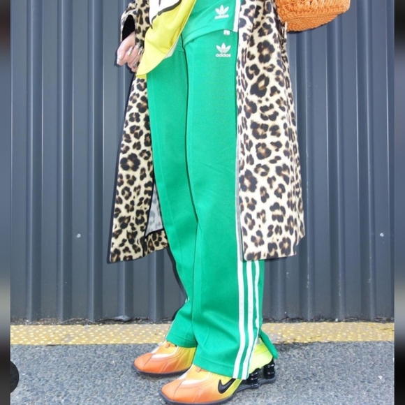 Vintage Dresses & Skirts - Blank Listing For Live Show